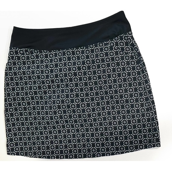 Cypress Club Womens Black/White Tummy Smoothing Skort Skirt Shorts A-Line Size M - Picture 8 of 9